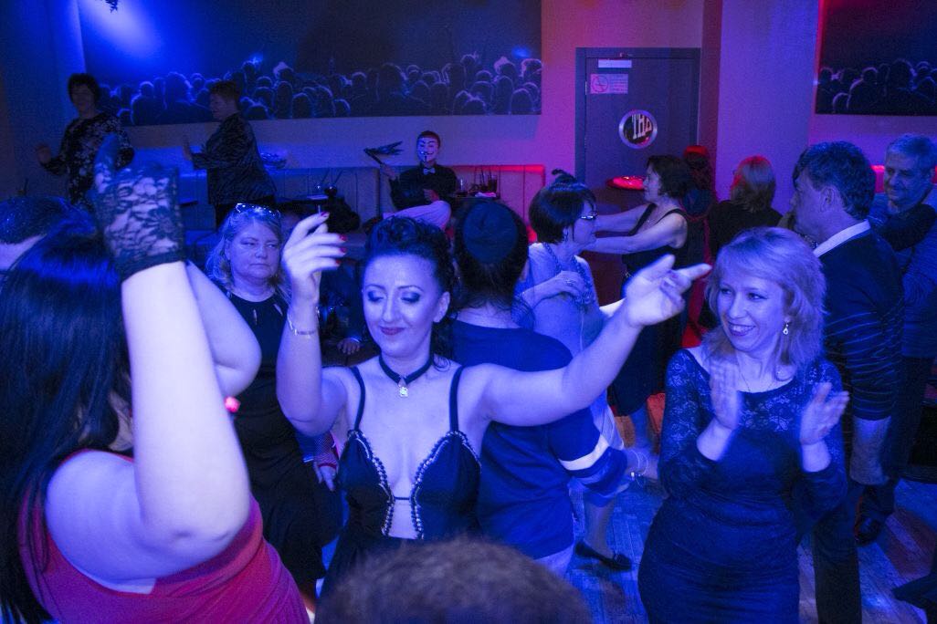 חברי הקבוצה הרוסית של באר שבע ביחד בפלאג אין (צילום: דוד פינחבסקי)